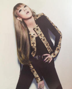 CL (Lee Chaerin) - Page 4 Tumblr_m1mxweAXVy1qb7crdo1_250