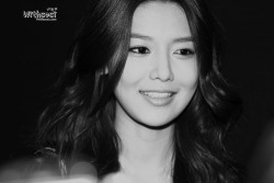  [PICS/GIF/VID]๑۩۞۩๑(¯•♥ CHOI SOO YOUNG ♥•´¯)๑۩۞۩๑ Tumblr_m20b6zESsI1r4oun7o1_250