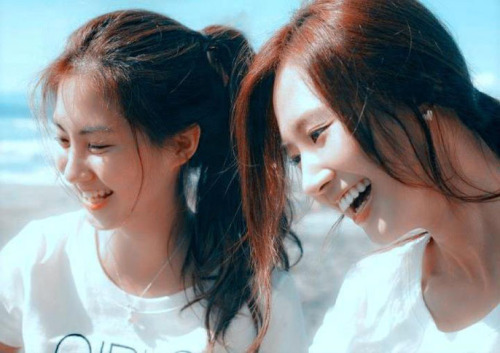 YulHyun (Yuri ♥ SeoHyun) Tumblr_m2dvvutvPm1rq2u5ro1_500