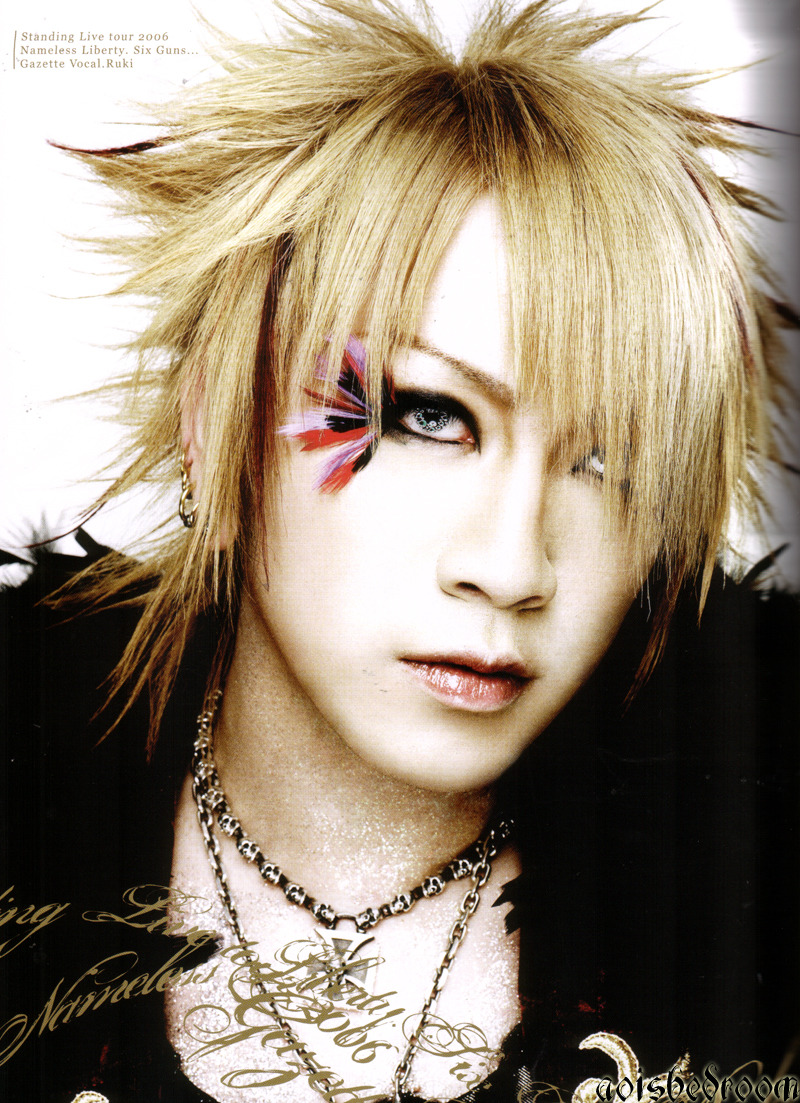 نادي فرقة the gazette Tumblr_m2hr15ifs51rsafkbo1_1280