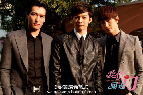 " WHEN LOVE WALKED IN " twdrama avec Victoria (fx) et Calvin Chen (Fahrenheit) Tumblr_m32z75bYw41qit4b3o1_500