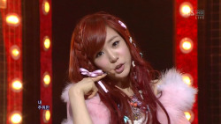 [PICS/GIFS] Tiffany "Twinkle" MV và Live - Liên tục cập nhật  Tumblr_m3z8dtN1SA1qe3g37o2_250