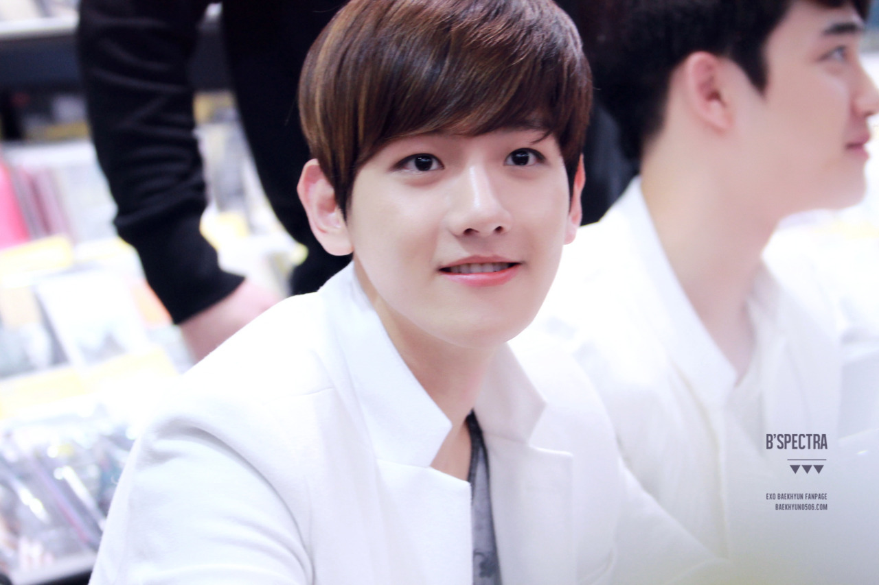 [MEET] Baekhyun @ EXO-K's Fansigning Event in Gwangju Tumblr_m46lpg8iDF1qg9zoro2_1280