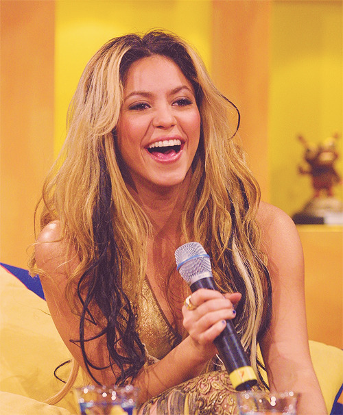 Shakira - Page 2 Tumblr_m473ymL1aL1qdafsho1_500