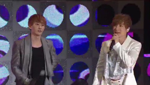 120522 Google Concert - The MBC Korean Music Wave concert Tumblr_m4erl3zJLJ1r55sefo2_500