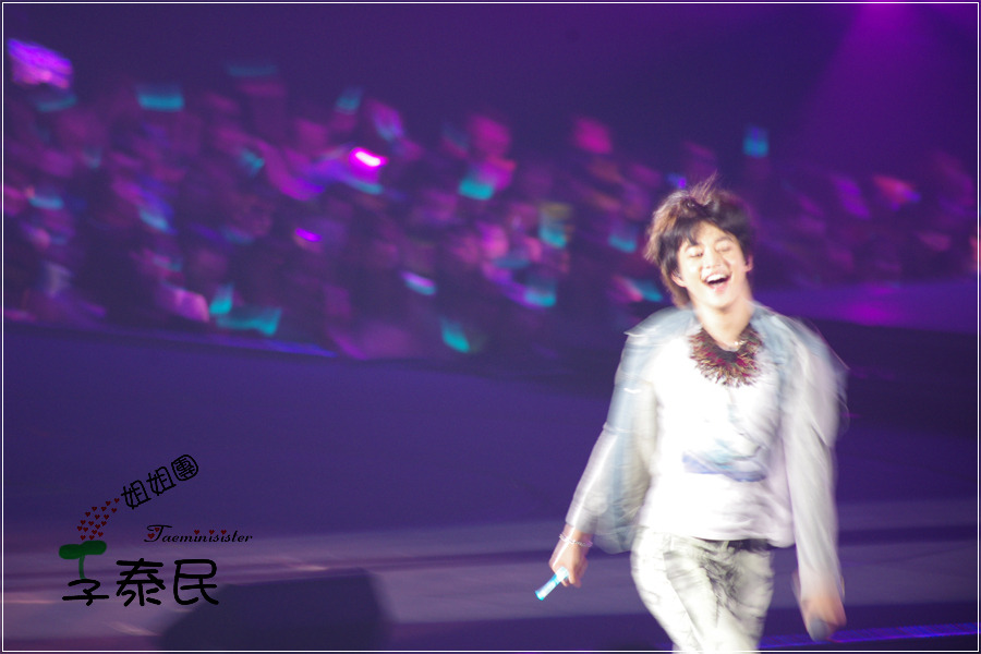 120602 SHINee @ 'SHINee World 2012' Japan Arena Tour in Tokyo (Day 3) Tumblr_m50p8vYZgK1qdtvhxo2_1280
