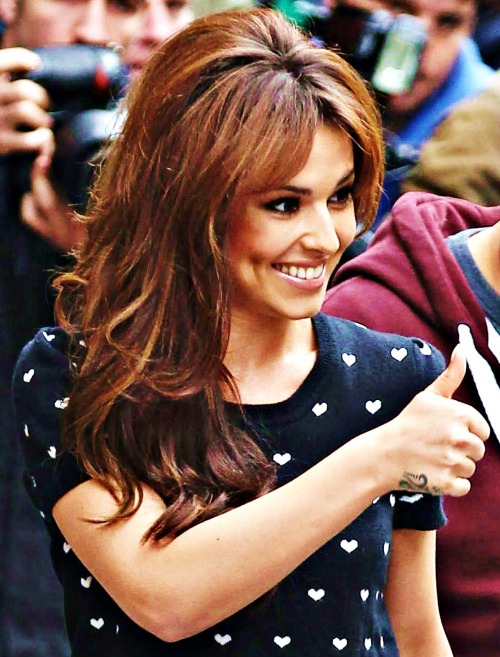 Cheryl Cole[2] - Page 4 Tumblr_m5j166DQg91rsfy82o1_500