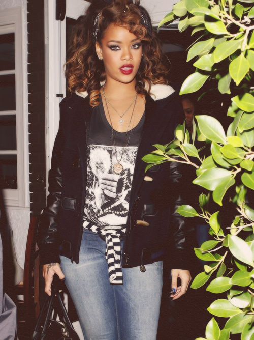 Rihanna <3 Tumblr_m5mw86Jmrz1ro1dyeo1_500