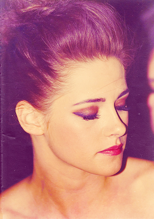 Kristen Tumblr_m5vd4y738S1qf8gvro1_500