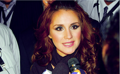 Dulce Maria (ex RBD) Tumblr_m5ybb7yU4M1qfiavio1_500