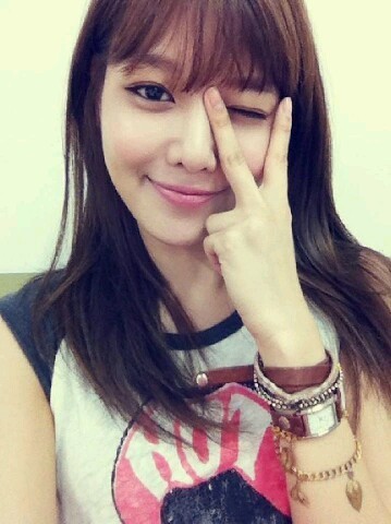 {Official} 彡SooYoung Selcas. - Página 2 Tumblr_m6j2jbhQDR1qiknqko1_400