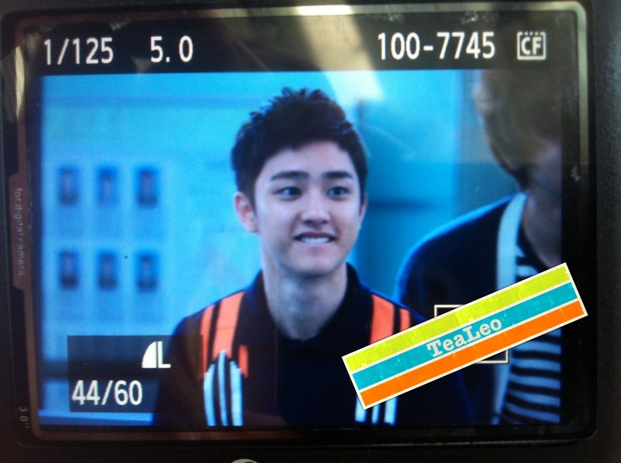 [PICS] D.O @ Changsha Airport Tumblr_m6me5twi111rx20xco6_1280