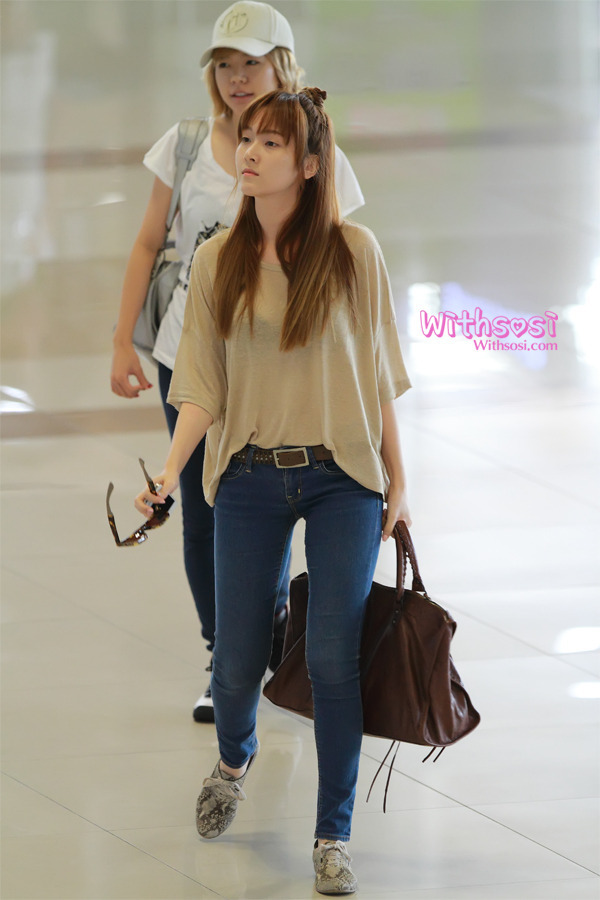 [SNSD][TỔNG HỢP] SNSD @airport - Page 2 Tumblr_m6tqmbTQ5m1r0r5dro3_1280