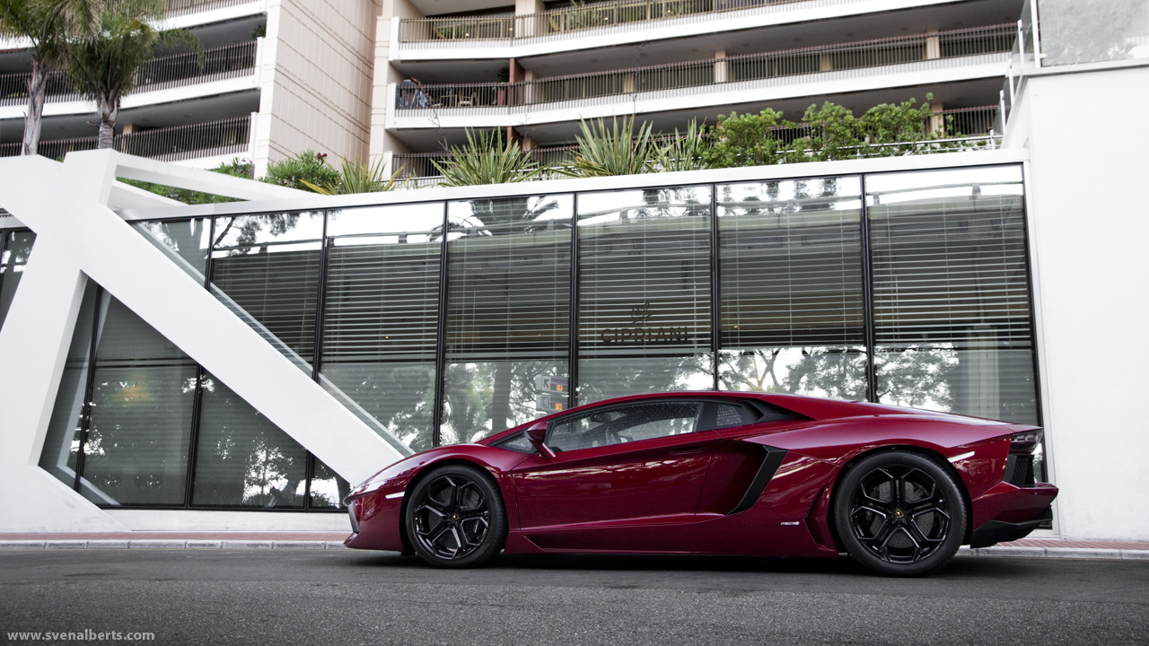 Rực rỡ bộ sưu tập "sắc màu" của Lamborghini Aventador LP700-4 Tumblr_m7xe0cspGD1qdjdqdo1_1280
