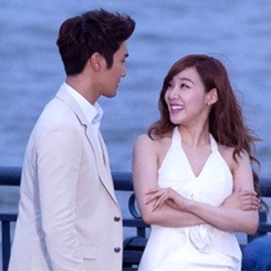 [PICS][2/8/2012] SiFany Couple Tumblr_m83wi6fvGO1rqmuhwo7_250