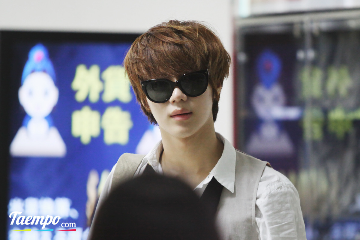 120803 Taemin @ Gimpo Airport Tumblr_m86p9a1eMm1qdtvhxo3_1280