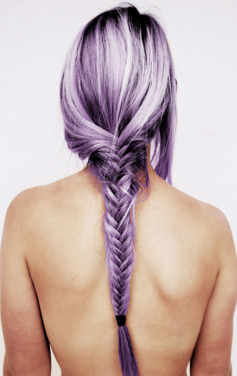 Ces couleurs de cheveux improbables qu'on aime - Page 2 Tumblr_m89wqmj85C1rut9u9o1_500