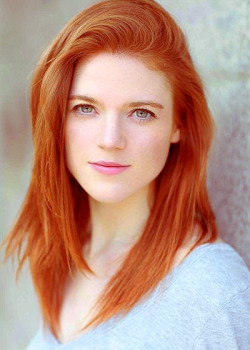 Rose Leslie Tumblr_m8csbqYiGR1qd3mv6o1_250