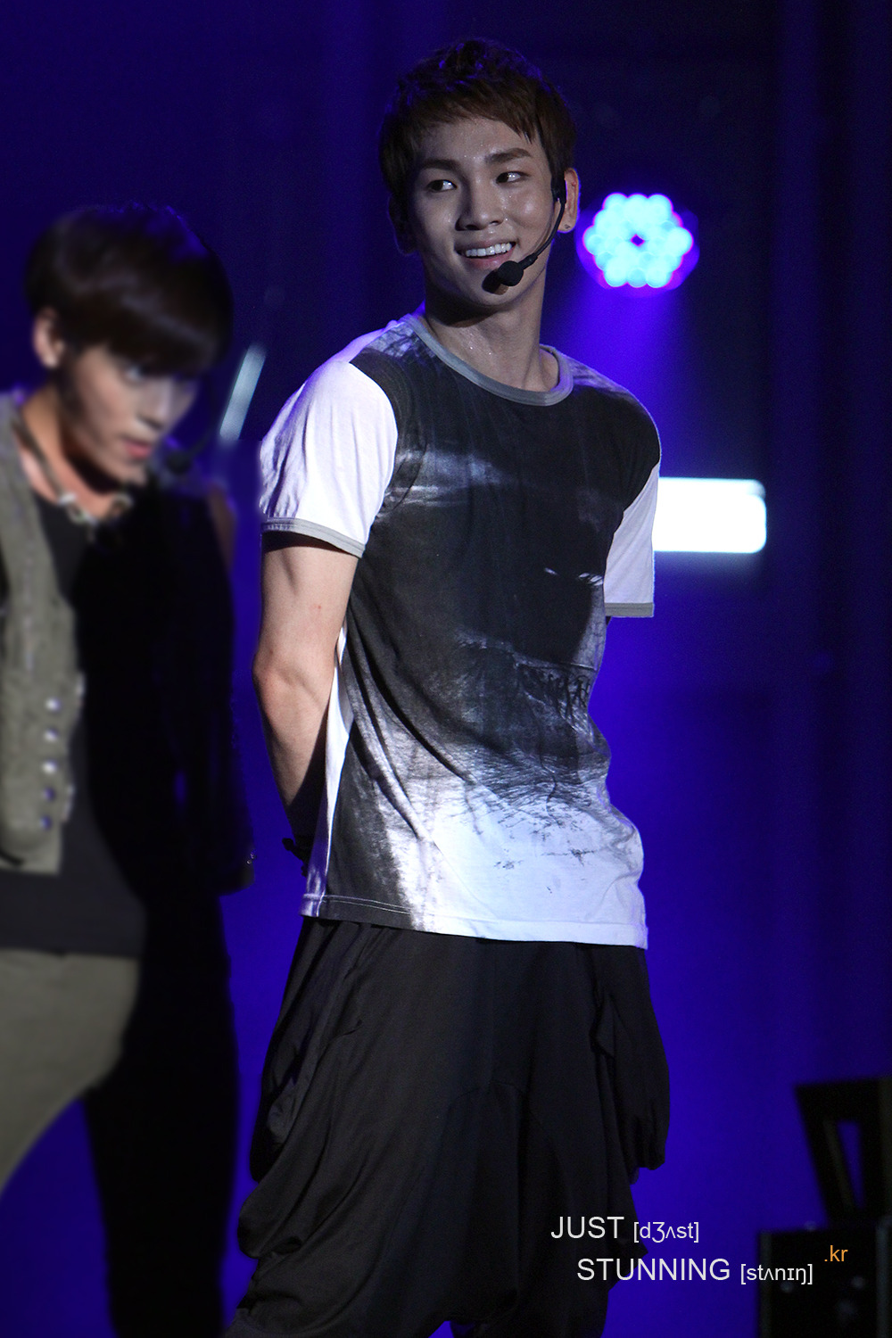 120808 Key @ Pink Play Concert 2012 Tumblr_m8hjunuWX71qdtvhxo4_1280