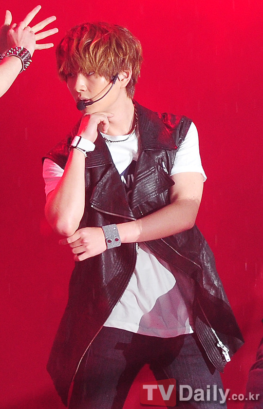 120814  SHINee @ KBS Kookmin University festival  Tumblr_m8qyxaq4we1qdtvhxo3_1280