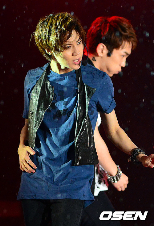 120814  SHINee @ KBS Kookmin University festival  Tumblr_m8qz148qg51qdtvhxo2_500