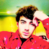 Joe Jonas - Sayfa 2 Tumblr_m9hoc7qesF1rdwdsio1_250