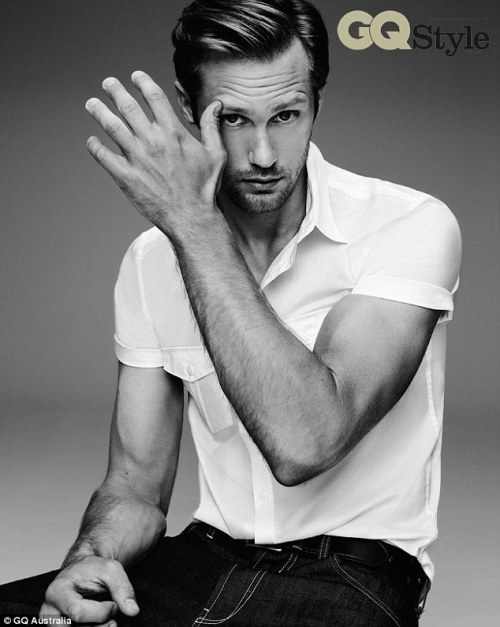 Alexander Skarsgard - Page 2 Tumblr_m9nw0jfjhX1qa6niwo1_500