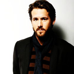 Ryan Reynolds - Page 2 Tumblr_m9qtr6QVZq1qhxymno8_250