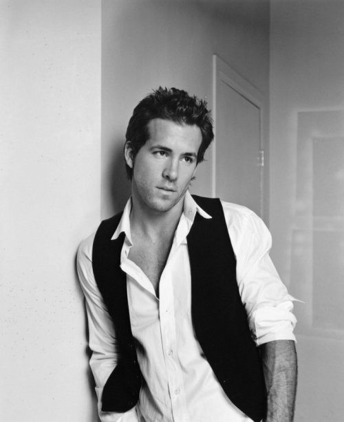 Ryan Reynolds Tumblr_m9uwpghUXp1ry5gkwo1_500