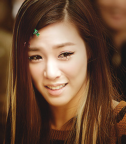 [FANYISM] [VER 7] Eye Smile(¯`'•.¸ Hoàng Mĩ Anh ¸.•'´¯) ♫ ♪ ♥ Tiffany Hwang ♫ ♪ ♥ Ngơ House - Page 2 Tumblr_maaft1fb0h1qjdpapo1_250