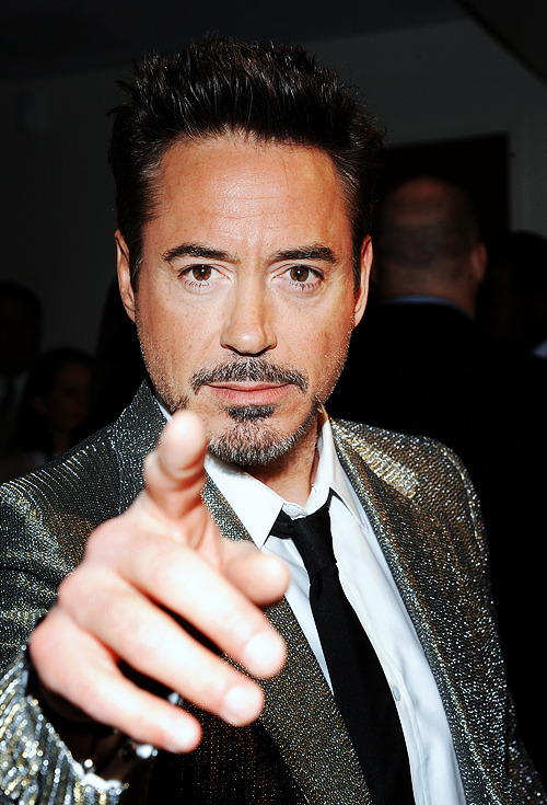 Kedvenc Képeink Robert Downey Jr.-ról - Page 7 Tumblr_mab0u9KLbE1rwhifko1_500