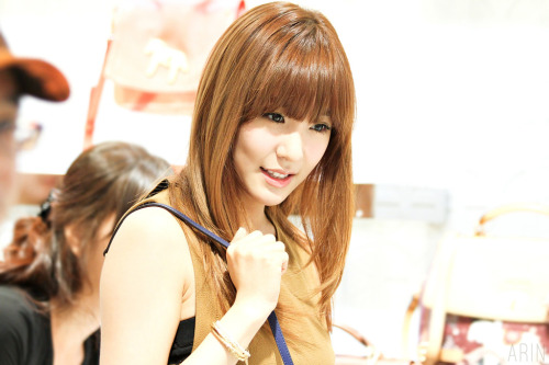 [FANYISM] [VER 7] Eye Smile(¯`'•.¸ Hoàng Mĩ Anh ¸.•'´¯) ♫ ♪ ♥ Tiffany Hwang ♫ ♪ ♥ Ngơ House - Page 2 Tumblr_mabb9mPWF51qeeesfo1_500