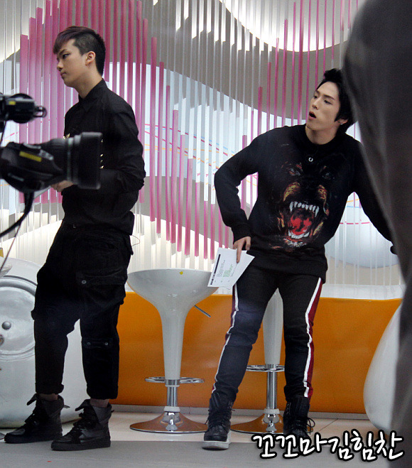 YoungJae & HimChan @ Mnet Wide Tumblr_mad5e0h6Q31rnkj5ho1_1280