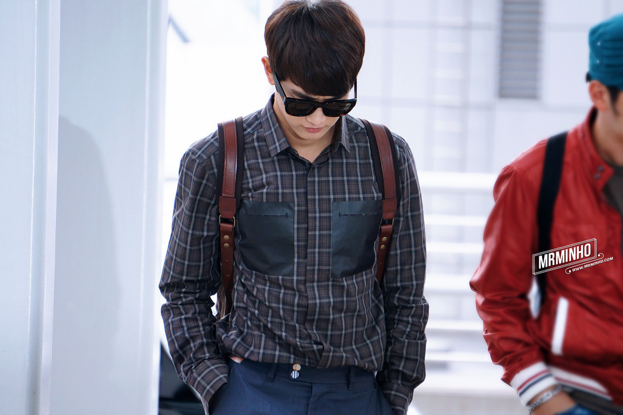 120915 Minho @ Aeropuerto Incheon  hacia Taiwan Tumblr_madypey0TH1qdtvhxo1_1280