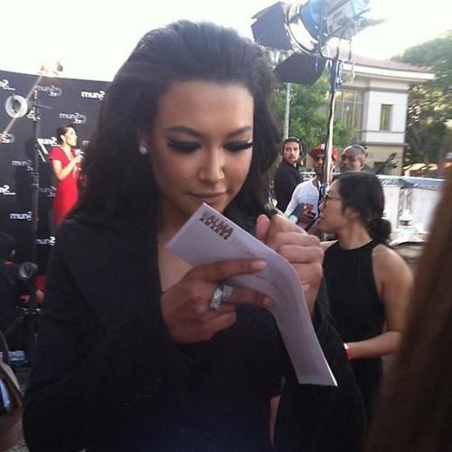 Imagenes - Naya Rivera Alma Awards 2012 (Actualizado) Tumblr_magzjminBD1rpt35uo1_500