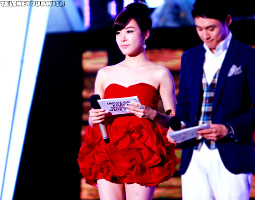 [FANYISM] [VER 8] Eye Smile(¯`'•.¸ Hoàng Mĩ Anh ¸.•'´¯) ♫ ♪ ♥ Tiffany Hwang ♫ ♪ ♥ Ngơ House - Page 14 Tumblr_maqm3bChRc1rgl2qxo1_500