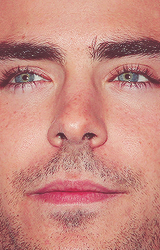 Zac Efron Tumblr_mav9gdWu0y1rohr3go1_250