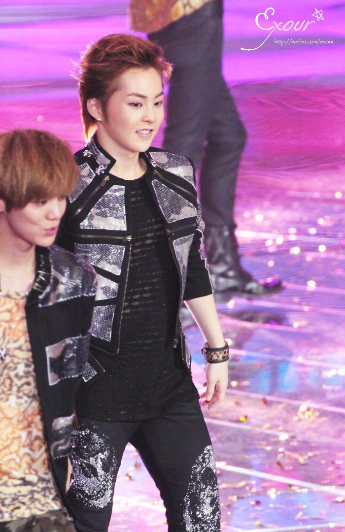 [Fantaken] 170912 EXO M XiuMin @ Mengniu Annual Billboard Music Festival - Page 2 Tumblr_mb61u3Dtgn1rtbnipo1_1280