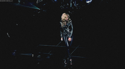 Beyoncé > Featuring 'Turnt' (feat. The-Dream & 2Chainz) - Página 3 Tumblr_mbi9idHd7F1qbh0eio1_500