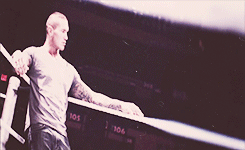 Resultados show #13 de RAW (Chicago, ilinois) Tumblr_mc7bop1X9E1qesa6go3_250