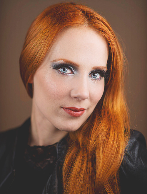 Fotos de Simone Simons - Página 12 Tumblr_mceppwDnQh1qc0ftjo1_500