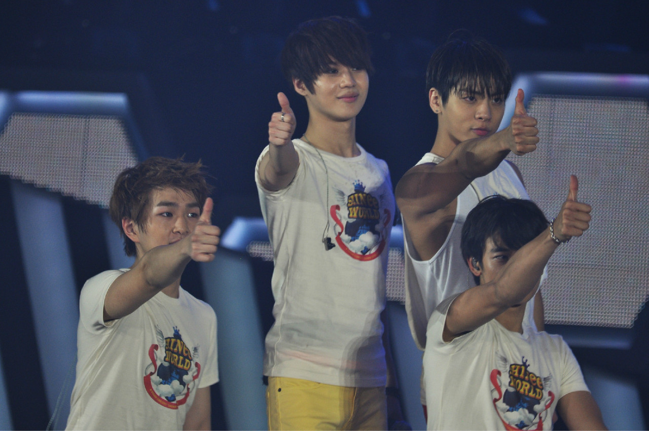 121027 SHINee @ SWC II in Hong Kong Tumblr_mckjmt80lG1qdws1jo4_1280