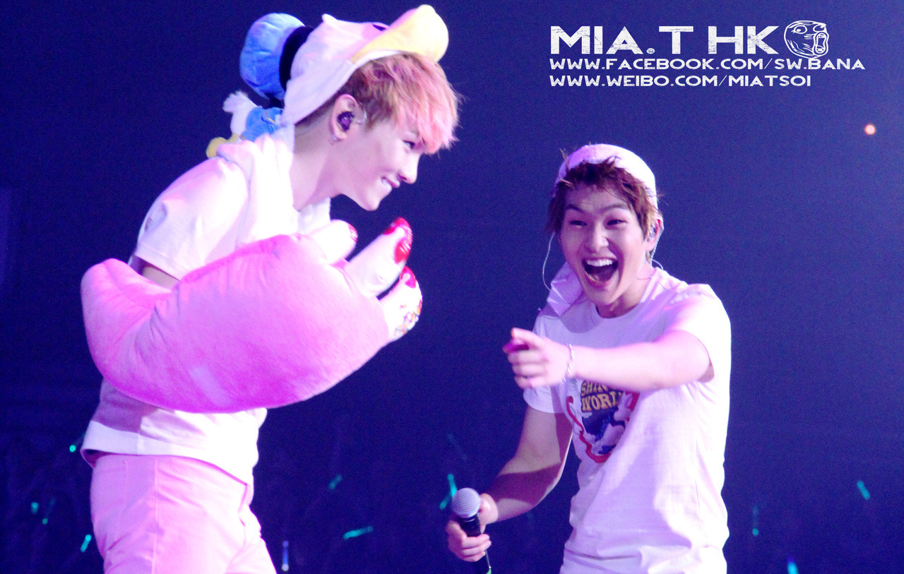 121027 SHINee @ SWC II in Hong Kong Tumblr_mclm4iikok1r5kb7po1_1280