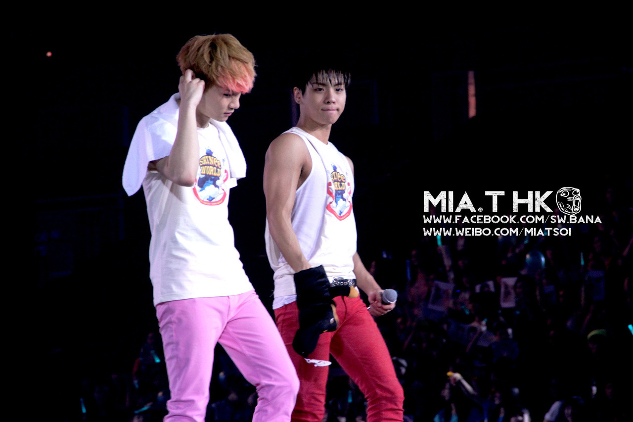 121027 SHINee @ SWC II in Hong Kong Tumblr_mcnoeytjAJ1qdtvhxo5_1280