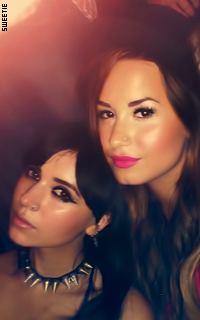 Keylony (Keyla & Briony) ► Demi Lovato & Hanna Beth Tumblr_mddlmmwlAe1rgx2x7o5_250