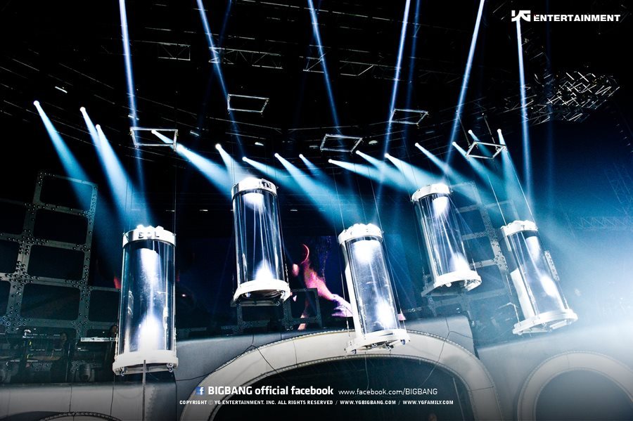 pics - [Pics] Fotos oficiales del Alive Tour 2012 - Special Final In Dome (Osaka, Japón)~  Tumblr_me2xdgdvOA1rt0v7do2_1280