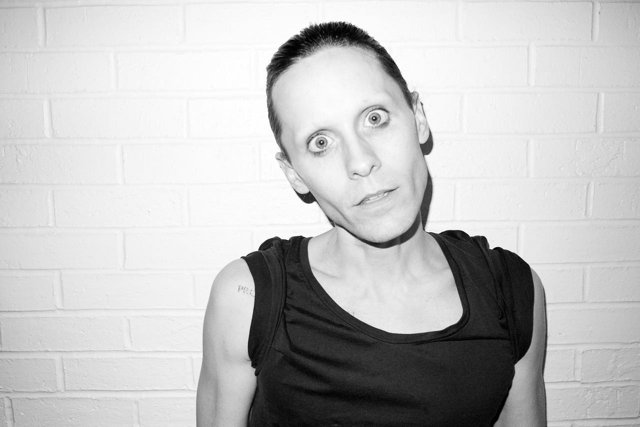 [PHOTOSHOOT] Jared Leto by Terry Richardson - Page 26 Tumblr_me5nycAn4l1qa42jro1_1280