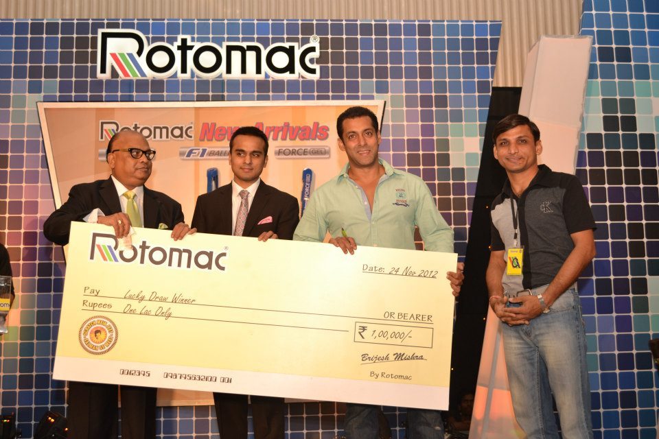 2012 - ★ Rotomac pen !! Tumblr_me5wosR0OI1qctnzso5_r1_1280