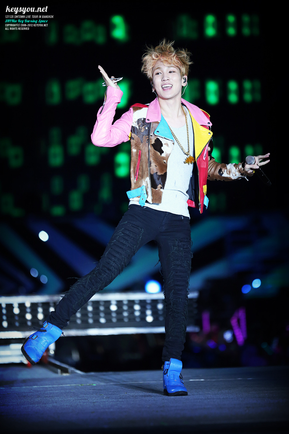 121125 Key @ SMTOWN Bangkok Tumblr_me9jwiBwM31r5kb7po1_1280