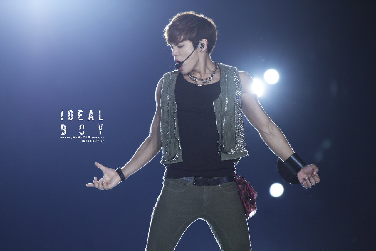 121125 Jonghyun @ SMTOWN Bangkok Tumblr_meafxqDdPr1qdtvhxo2_1280